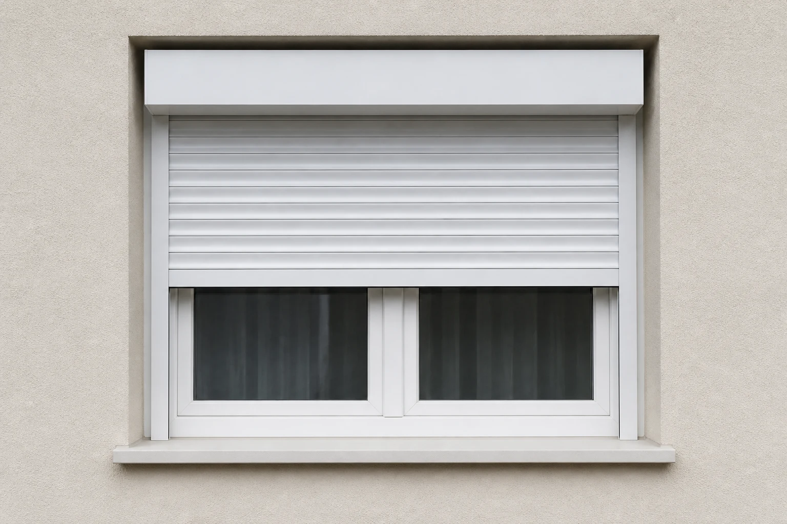 Illustrative Darstellung zum Ratgeberthema Rollladen nachrüsten: Lösungen für bestehende Fenster